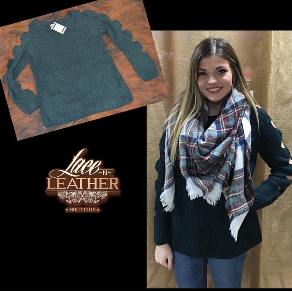 Cut out sleeves dark green sweater